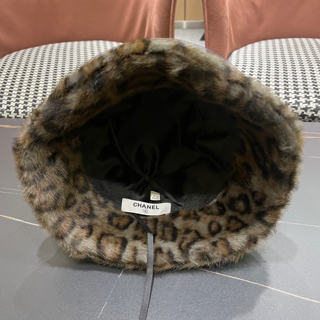 Chanel香奈儿秋冬季新款毛茸茸豹子水桶帽子渔夫帽韩版时尚新款羊毛盆帽