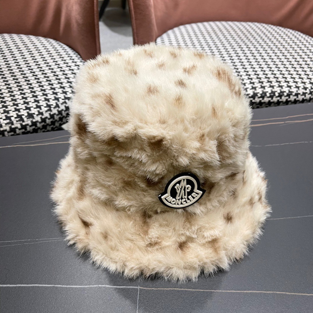 （蒙囗MONCLER】2024秋冬款毛绒绒保暖甜美可爱毛绒渔夫