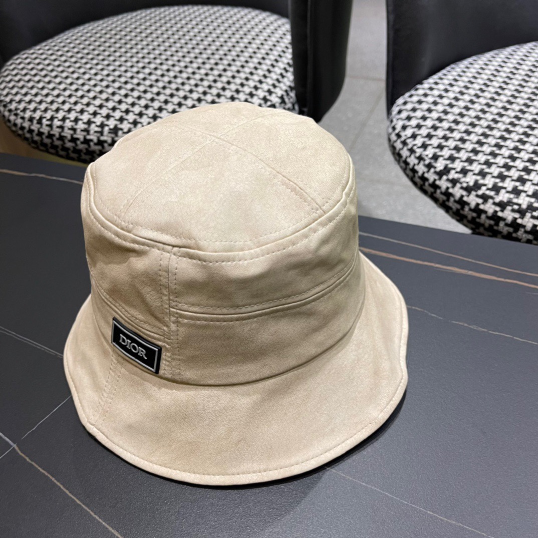 Dior 迪奥 早秋2024新款牛皮渔夫帽，精致純也格调很有感觉，很酷很时尚，质量超赞