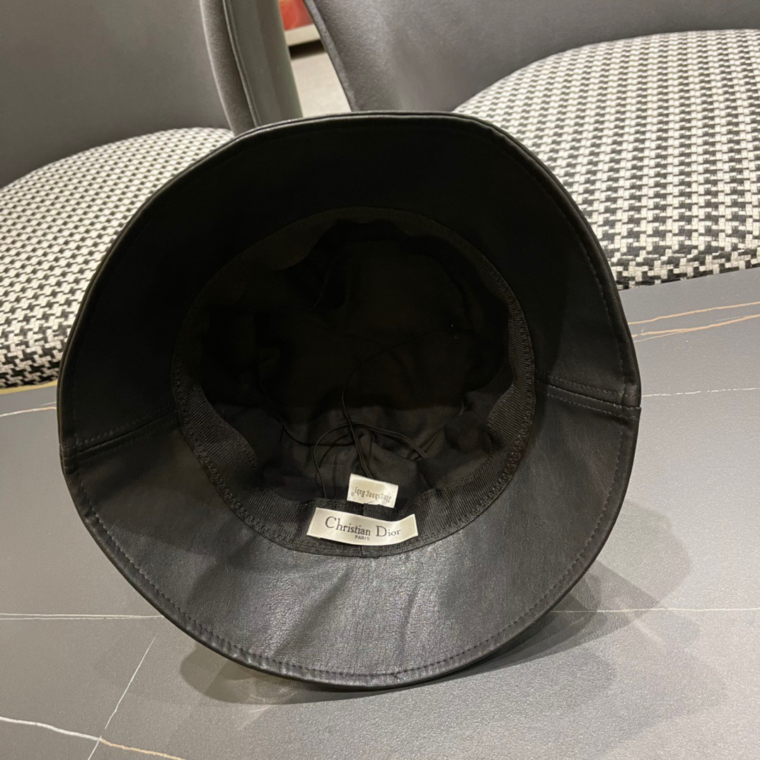 Dior 迪奥 早秋2024新款牛皮渔夫帽，精致純也格调很有感觉，很酷很时尚，质量超赞