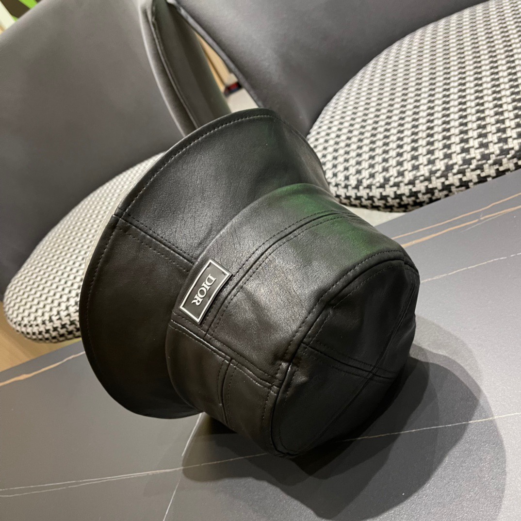 Dior 迪奥 早秋2024新款牛皮渔夫帽，精致純也格调很有感觉，很酷很时尚，质量超赞