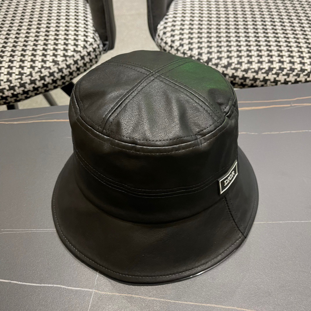 Dior 迪奥 早秋2024新款牛皮渔夫帽，精致純也格调很有感觉，很酷很时尚，质量超赞