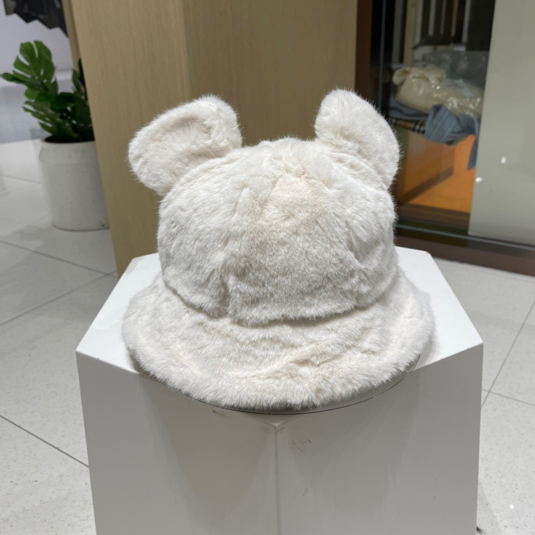 DIOR迪奥 毛茸茸渔夫帽冬天可爱小熊耳朵毛毛绒绒秋冬季百搭盆帽帽子冬款女
