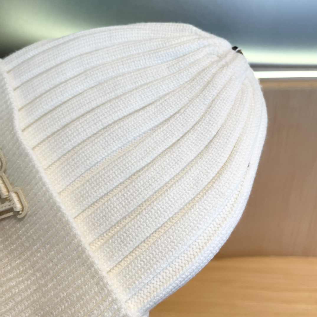 lv路易威登拼色毛线帽子女冬天时尚保暖潮流出街户外护耳针织帽