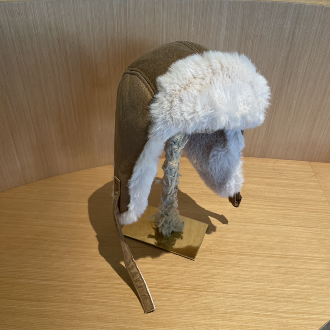 普拉达Prada冬季毛绒雷锋帽子女东北防寒保暖户外骑行防风护耳帽时尚休闲