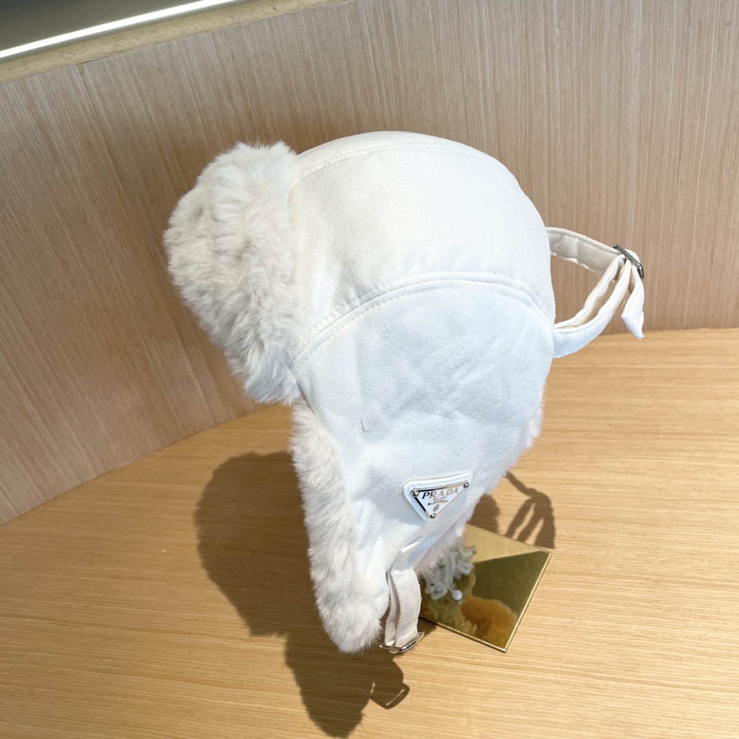 普拉达Prada冬季毛绒雷锋帽子女东北防寒保暖户外骑行防风护耳帽时尚休闲