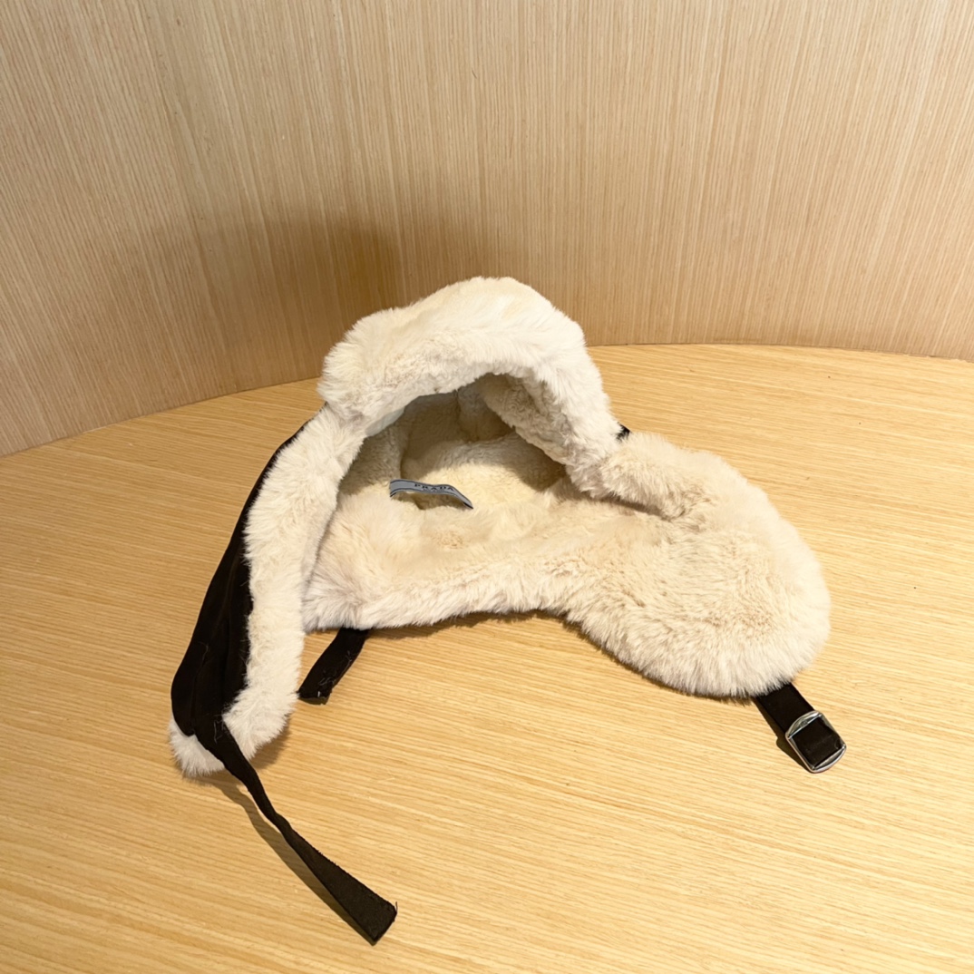 普拉达Prada冬季毛绒雷锋帽子女东北防寒保暖户外骑行防风护耳帽时尚休闲