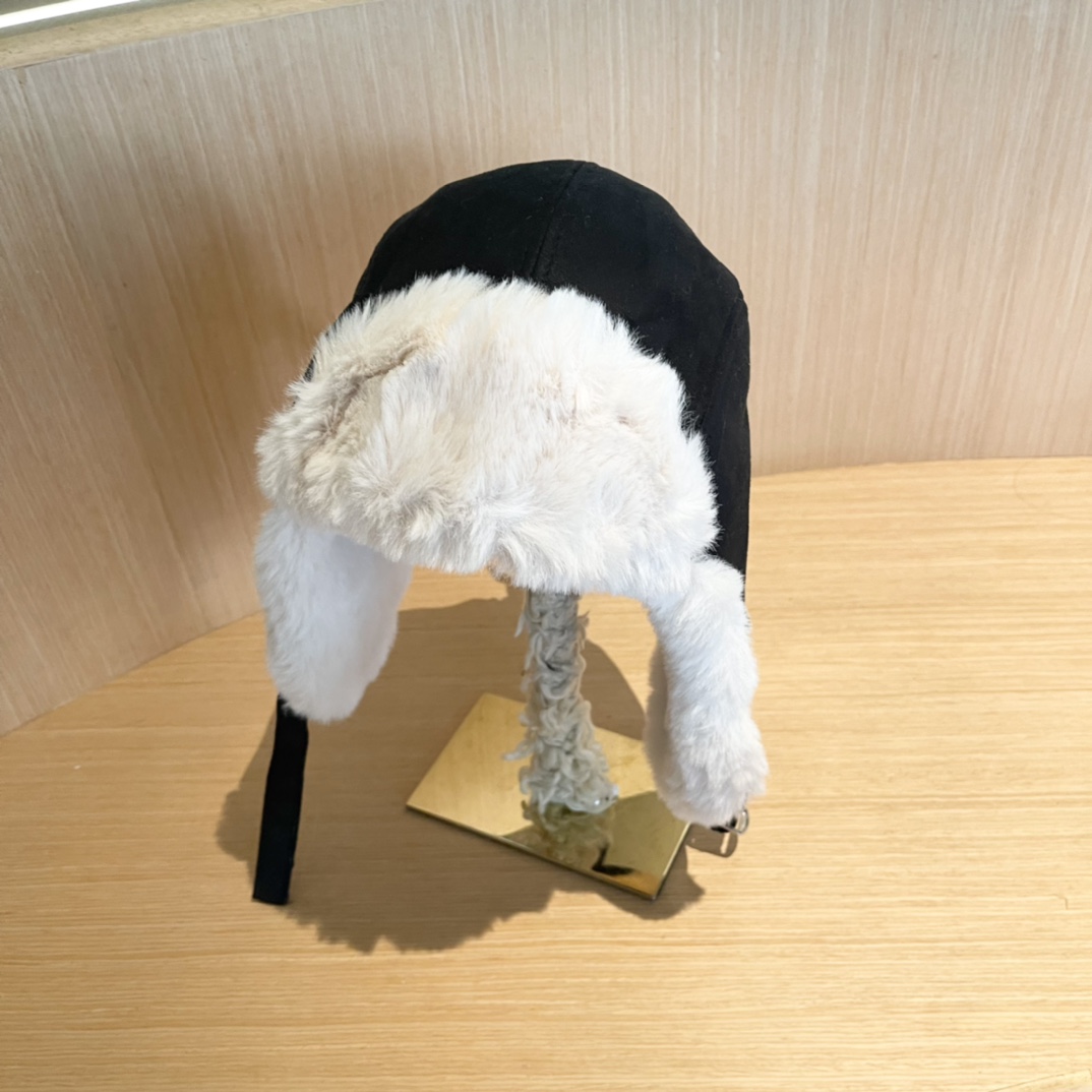 普拉达Prada冬季毛绒雷锋帽子女东北防寒保暖户外骑行防风护耳帽时尚休闲