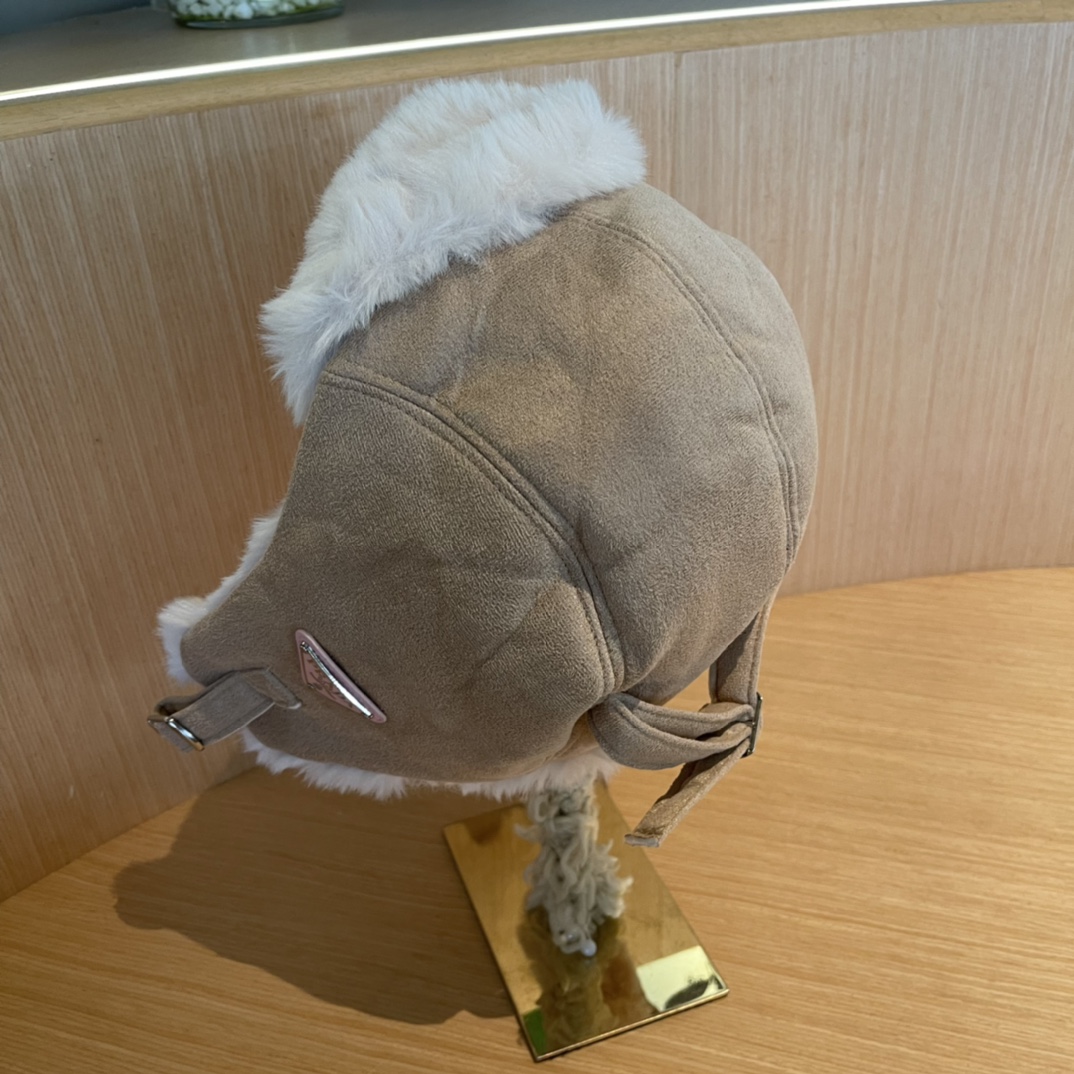 普拉达Prada冬季毛绒雷锋帽子女东北防寒保暖户外骑行防风护耳帽时尚休闲