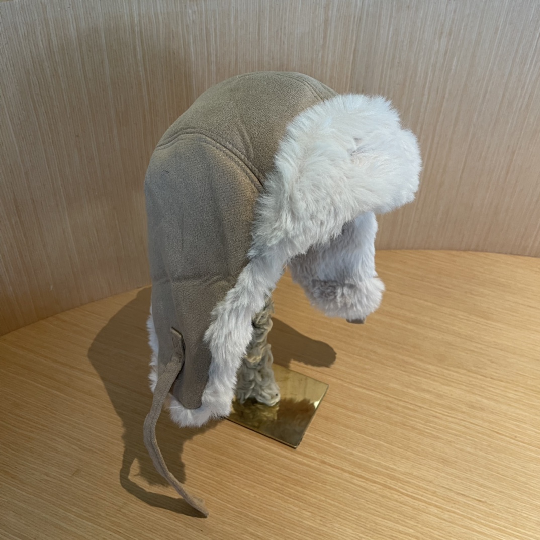 普拉达Prada冬季毛绒雷锋帽子女东北防寒保暖户外骑行防风护耳帽时尚休闲