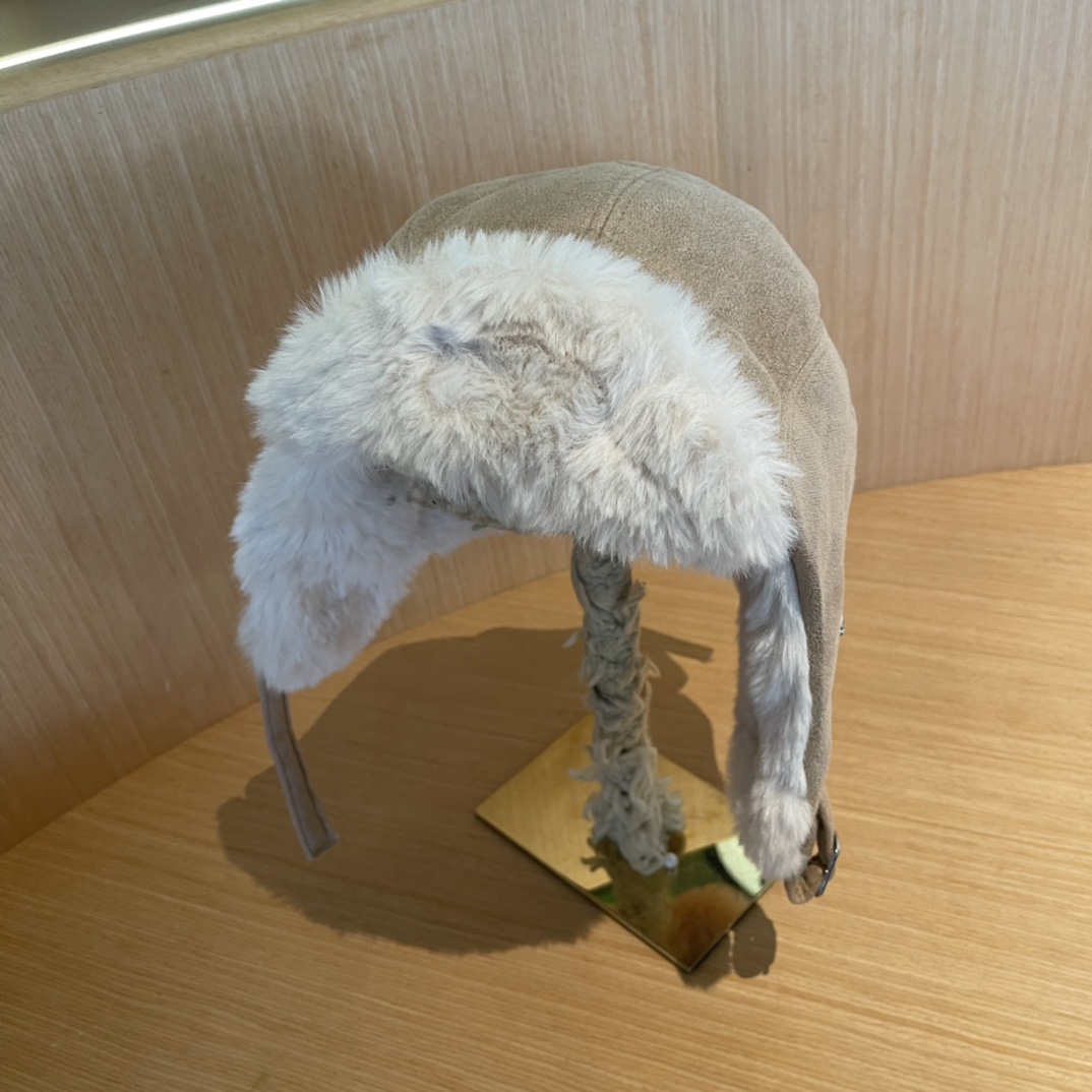 普拉达Prada冬季毛绒雷锋帽子女东北防寒保暖户外骑行防风护耳帽时尚休闲