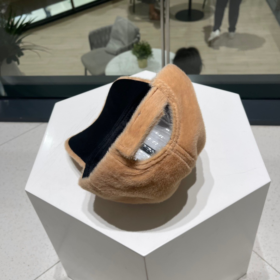 【Burberry巴宝莉】秋冬新款走量简约棒球帽，新款出货，大牌款超好搭配，赶紧入手！