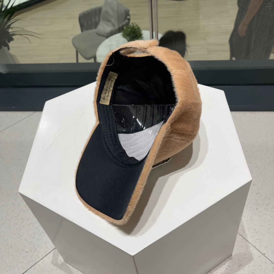 【Burberry巴宝莉】秋冬新款走量简约棒球帽，新款出货，大牌款超好搭配，赶紧入手！