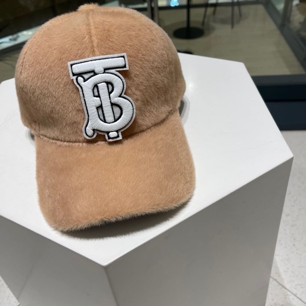 【Burberry巴宝莉】秋冬新款走量简约棒球帽，新款出货，大牌款超好搭配，赶紧入手！