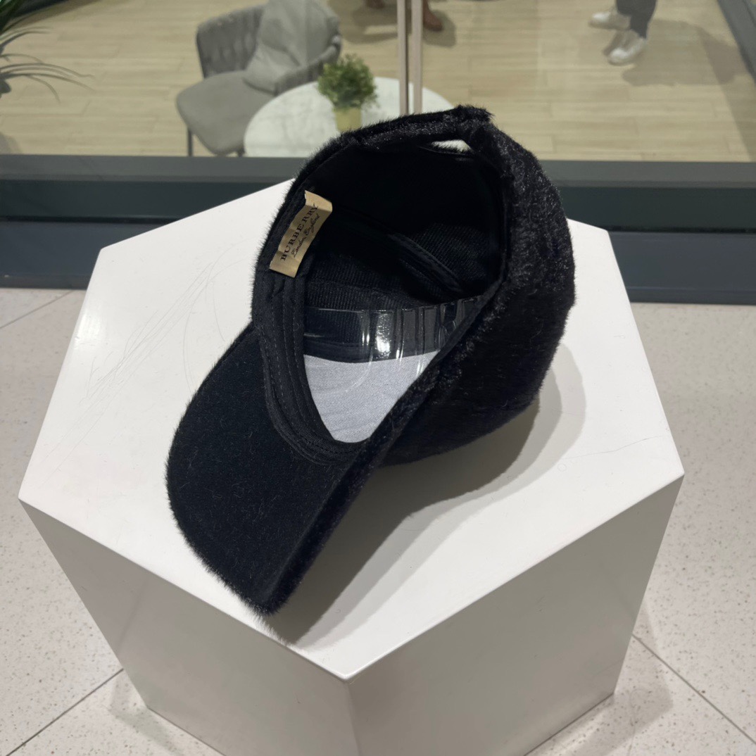 【Burberry巴宝莉】秋冬新款走量简约棒球帽，新款出货，大牌款超好搭配，赶紧入手！