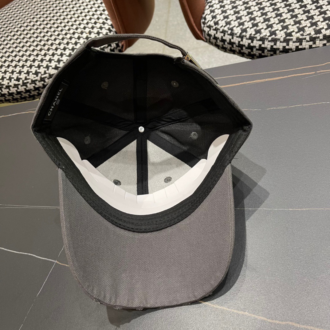 CHANEL香奈儿 2026新款简约刺绣logo棒球帽，新款出货，大牌款超好搭配，赶紧入手！