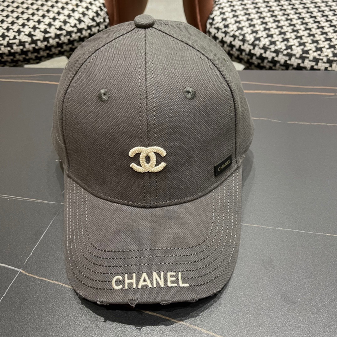 CHANEL香奈儿 2026新款简约刺绣logo棒球帽，新款出货，大牌款超好搭配，赶紧入手！
