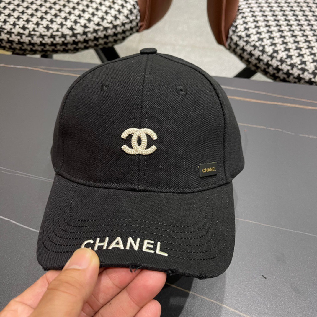 CHANEL香奈儿 2026新款简约刺绣logo棒球帽，新款出货，大牌款超好搭配，赶紧入手！