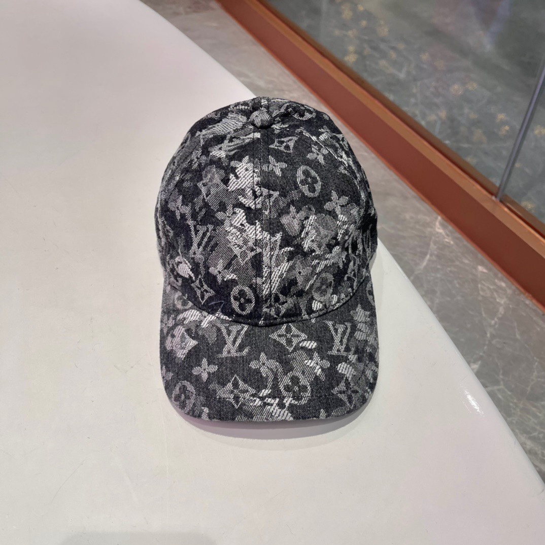  LouiVuittonLV👒专柜新款路易威登家牛仔棒球帽，简单大方 男女通用遮阳帽，