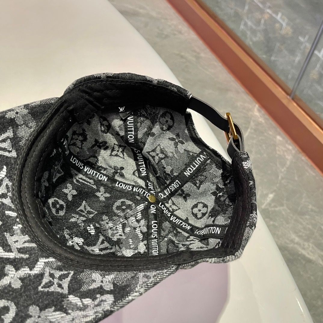  LouiVuittonLV👒专柜新款路易威登家牛仔棒球帽，简单大方 男女通用遮阳帽，
