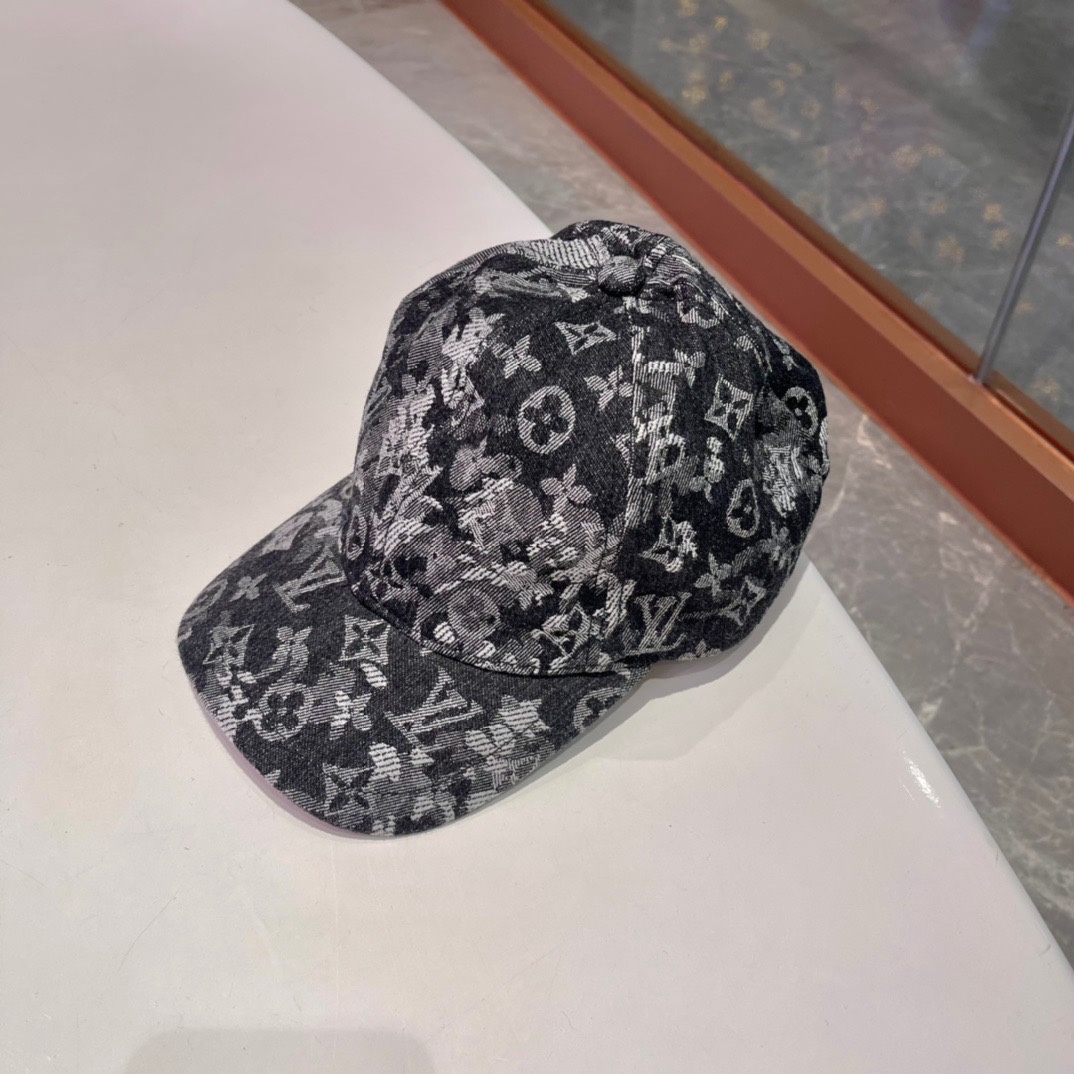  LouiVuittonLV👒专柜新款路易威登家牛仔棒球帽，简单大方 男女通用遮阳帽，