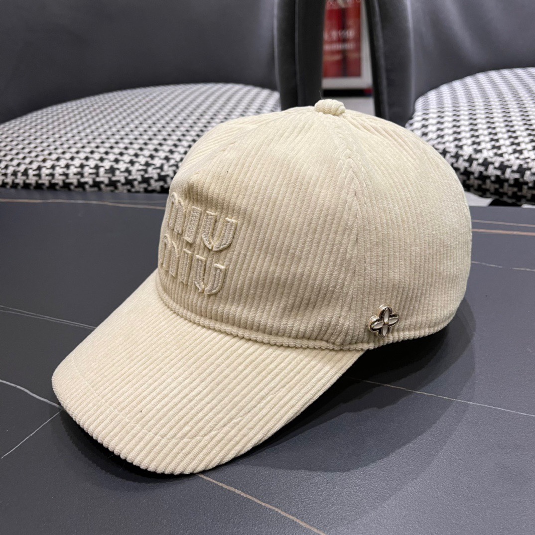 NO:217039,Miumiu original single autumn baseball cap, authentic open mold customization, original workmanship and excellent quality!  Hat fisherman hat baseball hat knit hat, hat, miumiu, espadrilles, hats19860909谬谬miumiu原单秋款棒球帽,正品开模订制,原版做工细致质量超赞！帽子渔夫帽棒球帽针织帽,帽子,miumiu,espadrilles,hats,hat