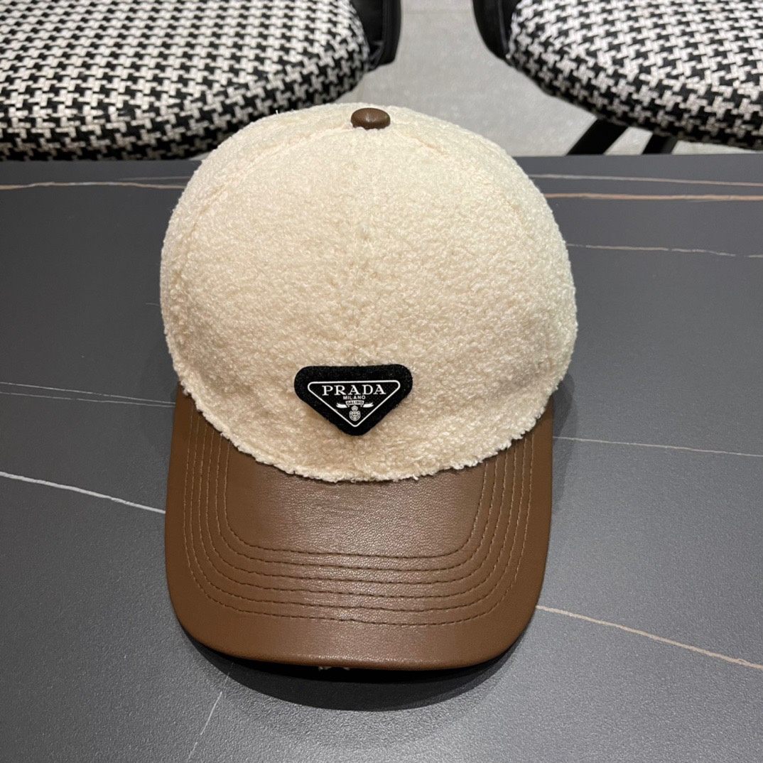 NO:216902,【PRADA】New plush simple baseball cap, new style shipped, big brand models are super easy to match, buy them now!  Hat fisherman hat baseball hat knit hat, hat, prada, prada, espadrilles, hats19860909【PRADA普拉达】新款毛绒简约棒球帽,新款出货,大牌款超好搭配,赶紧入手！帽子渔夫帽棒球帽针织帽,帽子,prada,prada,espadrilles,hats,hat