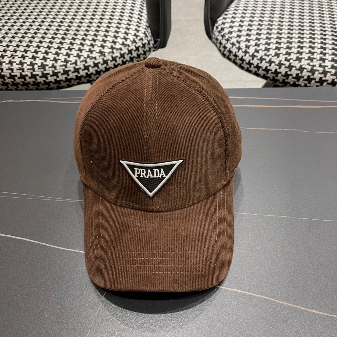 NO:216896,[Prada] Prada's new simple style baseball cap early autumn, synchronized by big brands, super easy to match, shipped!  Hat fisherman hat baseball hat knit hat, hat, prada, prada, espadrilles, hats19860909【普拉达】Prada早秋新款简约风棒球帽,大牌同步,超好搭配,出货！帽子渔夫帽棒球帽针织帽,帽子,prada,prada,espadrilles,hats,hat