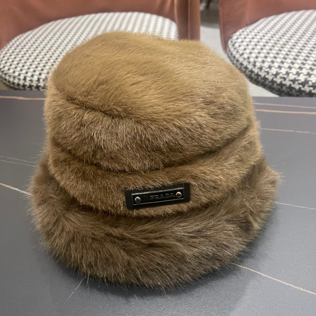 NO:216918,PRADA Plush line fisherman hat women's new autumn and winter sun protection sun hat internet celebrity casual bucket hat fisherman hat baseball hat knit hat, hat, prada, prada, espadrilles, hats19860909PRADA普拉达 毛绒线渔夫帽女款新款秋冬季防晒遮阳帽网红休闲水桶帽帽子渔夫帽棒球帽针织帽,帽子,prada,prada,espadrilles,hats,hat