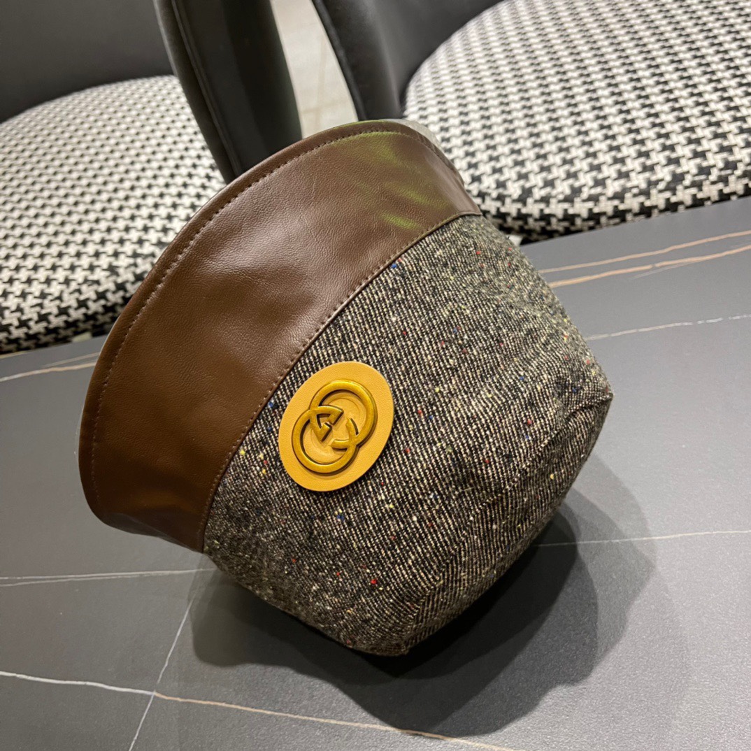  古奇秋新款渔夫帽， 工艺非常精美 高档大气上档次！低调奢华，方便携带！跑量