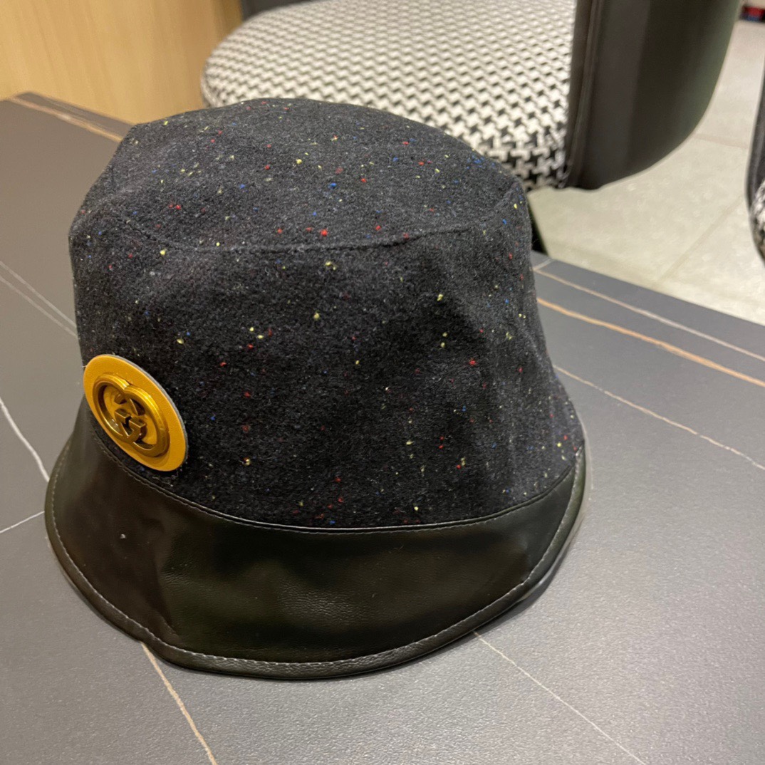  古奇秋新款渔夫帽， 工艺非常精美 高档大气上档次！低调奢华，方便携带！跑量