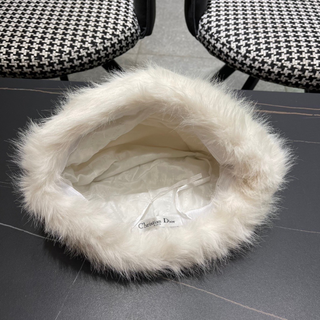 DIOR迪奥韩版2024毛绒边渔夫帽女秋冬季保暖显脸小盆帽户外百搭针织毛线渔夫帽