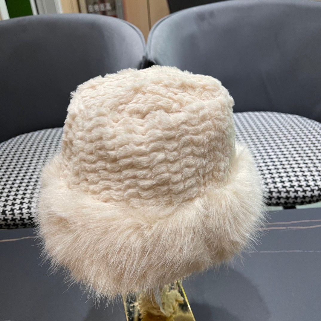 DIOR迪奥韩版2024毛绒边渔夫帽女秋冬季保暖显脸小盆帽户外百搭针织毛线渔夫帽