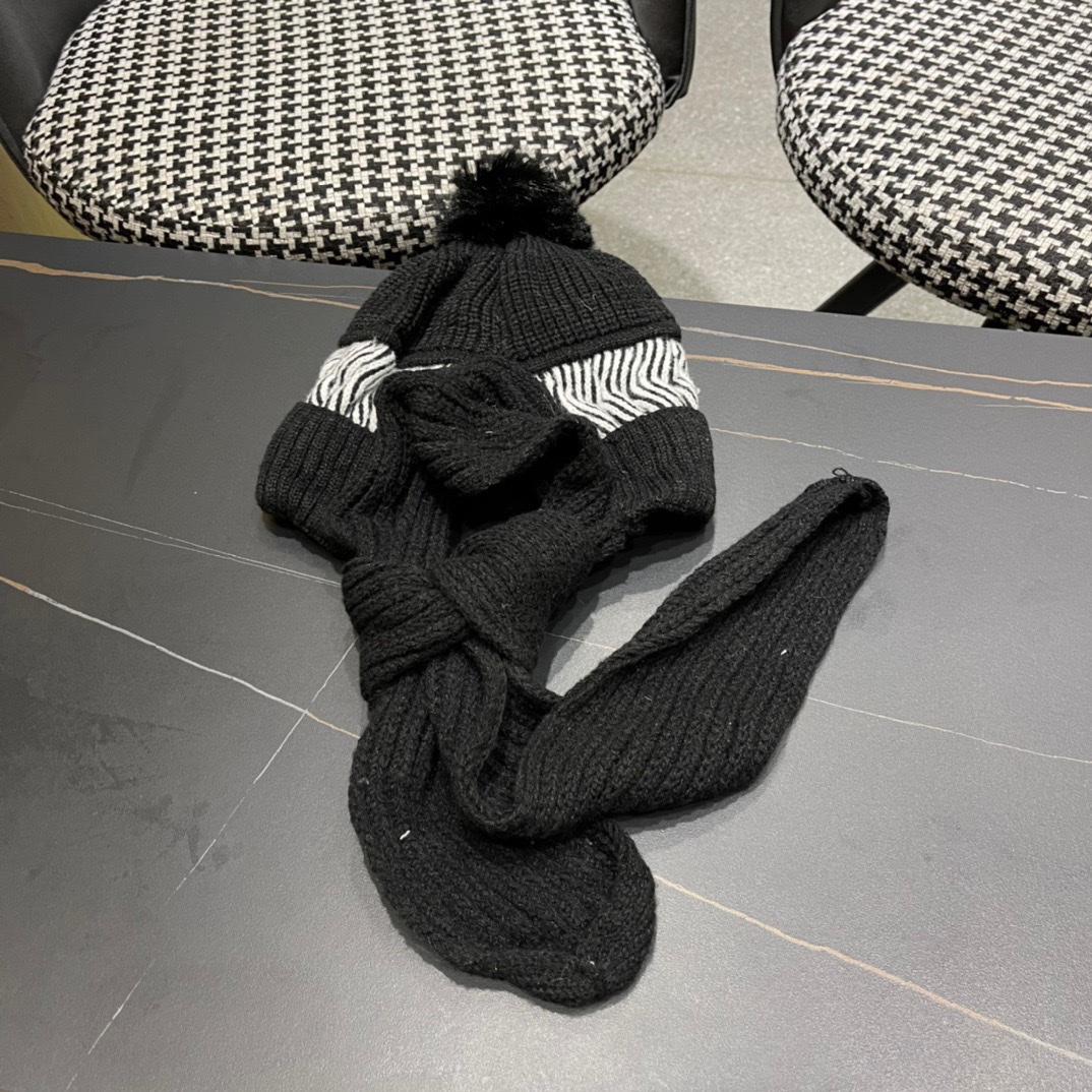 普拉达Prada 2024新款围巾一体毛绒渔夫帽女秋冬帽子冬款针织帽