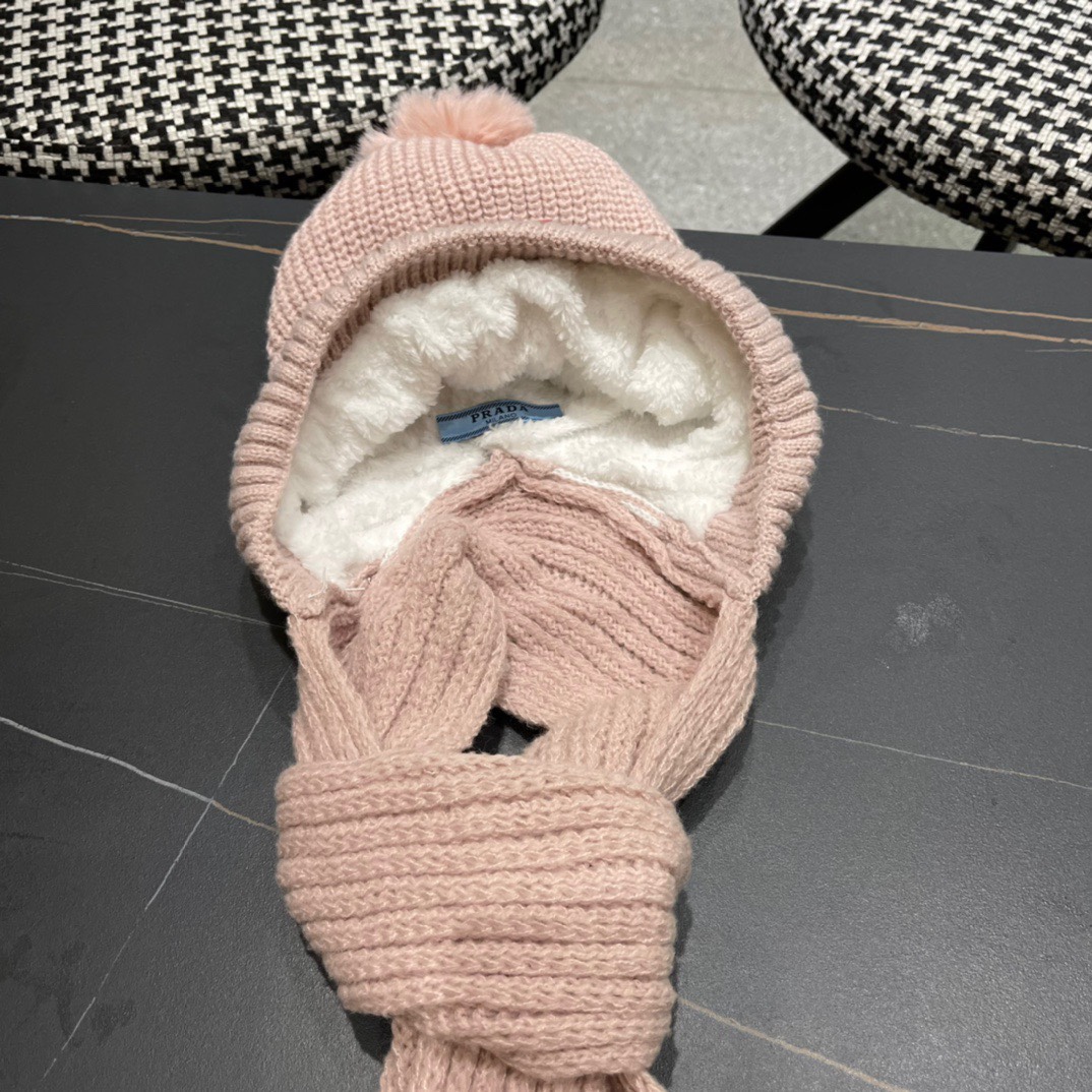 普拉达Prada 2024新款围巾一体毛绒渔夫帽女秋冬帽子冬款针织帽