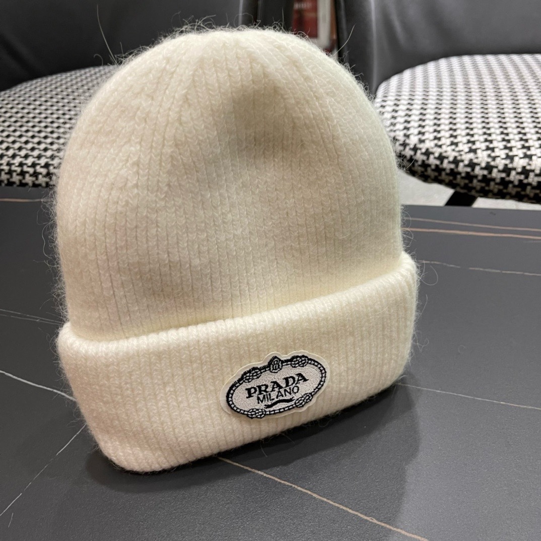 【PRADA普拉达】秋冬新款针织毛线帽，大牌系列，轻奢感满满.冬天出街必备