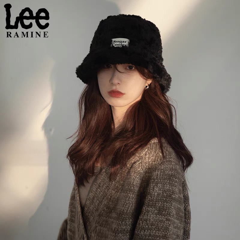 NO:217365,【CELINE】New autumn and winter fluffy small bucket hat fisherman hat, simple letter elements are super easy to match, single product hat fisherman hat baseball hat knit hat, hat, celine, celine, espadrilles, hats19860909【CELINE赛琳】新款秋冬毛绒绒小桶帽渔夫帽,简约字母元素超好搭配,出街单品帽子渔夫帽棒球帽针织帽,帽子,celine,celine,espadrilles,hats,hat