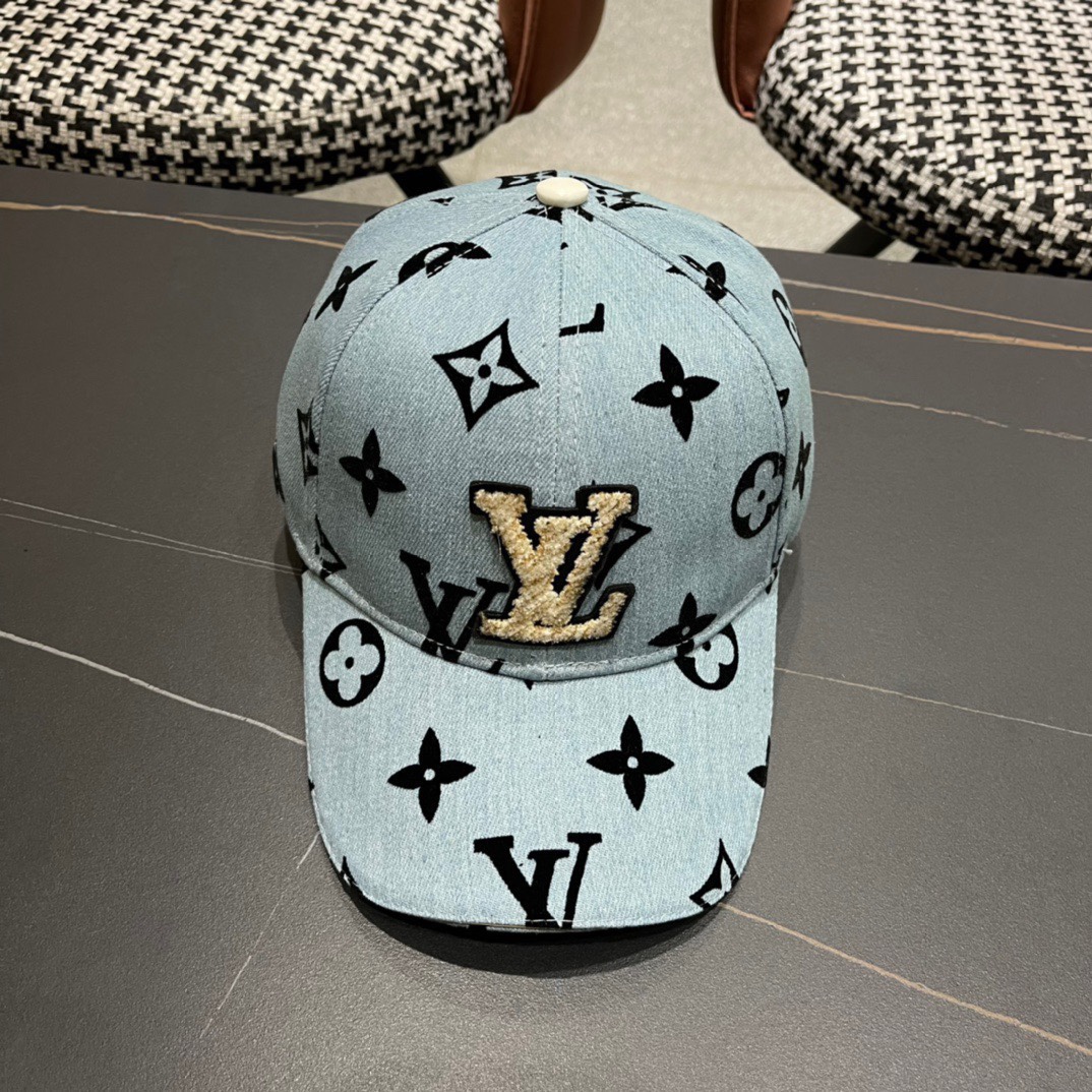 NO:217405,LV Louis Vuitton original single baseball hat, hot-selling style, pure cotton inner lining, light and breathable. Perfect style, accurate and accurate in the shape, original quality, exclusive physical shot, suitable hat for men and women, fisherman hat baseball hat knit hat, hat, louis vuitton, louis vuitton, espadrilles, hats19860909LV路易威登原单棒球帽 专柜热卖款纯棉内里,轻盈透气.完美版型,对格精准无误,原厂品质,独家实物拍摄,男女适用帽子渔夫帽棒球帽针织帽,帽子,louis vuitton,louis vuitton,espadrilles,hats,hat