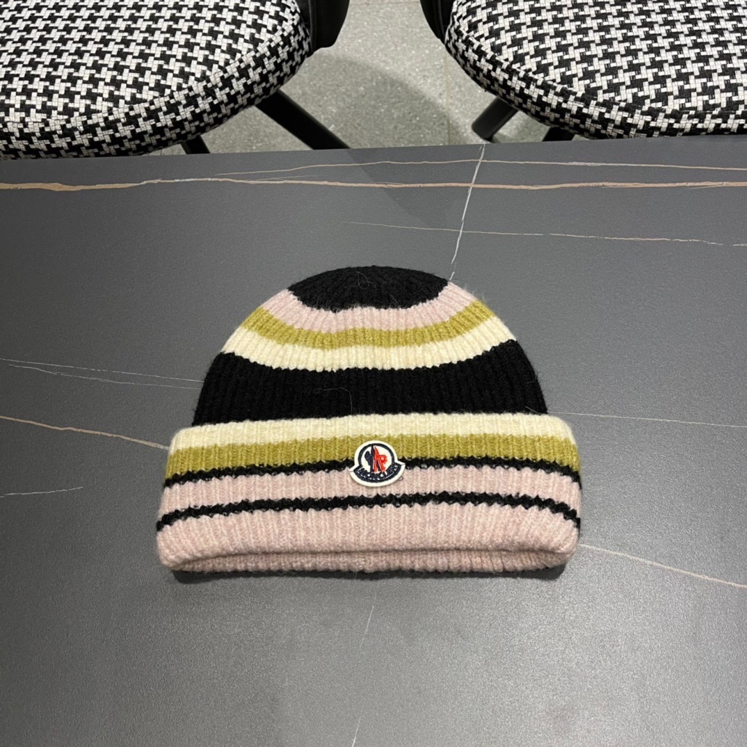 NO:217255,【MONCLER hood】New Korean wool hats in autumn and winter, very easy to match when you go out!  Hat fisherman hat baseball hat knit hat, hat, christian louboutin, Moncler, espadrilles, hats19860909【MONCLER蒙口】秋冬新款韩版毛线帽,出街超好搭配！帽子渔夫帽棒球帽针织帽,帽子,christian louboutin,Moncler,espadrilles,hats,hat
