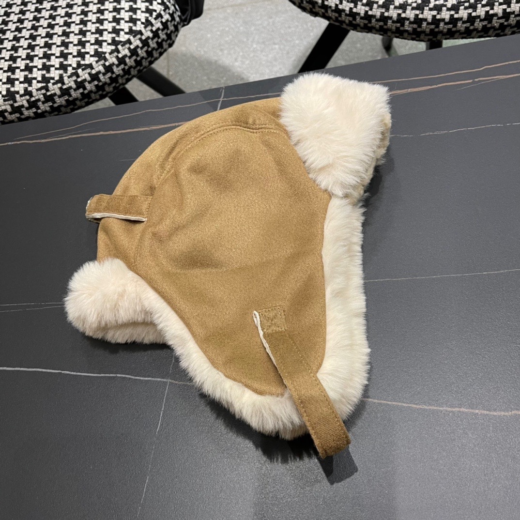 DIOR迪奥 加绒雷锋帽子女防风防寒百搭加厚骑行护耳帽飞行帽子