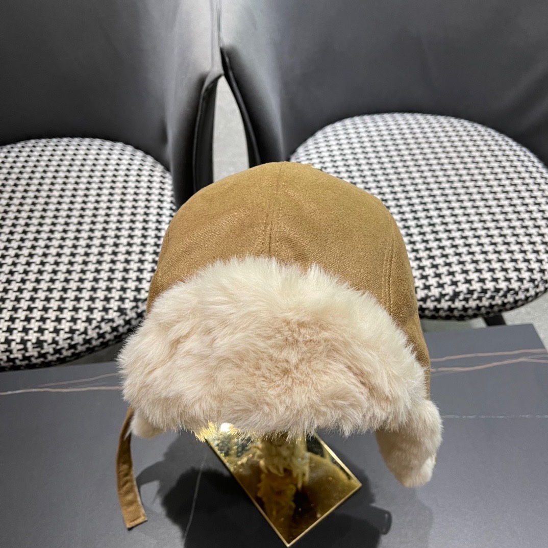 DIOR迪奥 加绒雷锋帽子女防风防寒百搭加厚骑行护耳帽飞行帽子