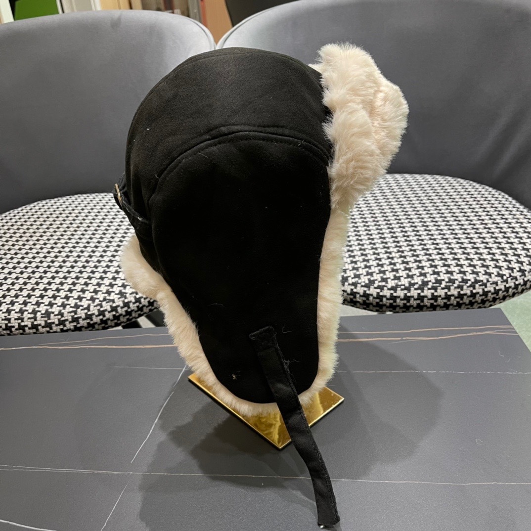 DIOR迪奥 加绒雷锋帽子女防风防寒百搭加厚骑行护耳帽飞行帽子