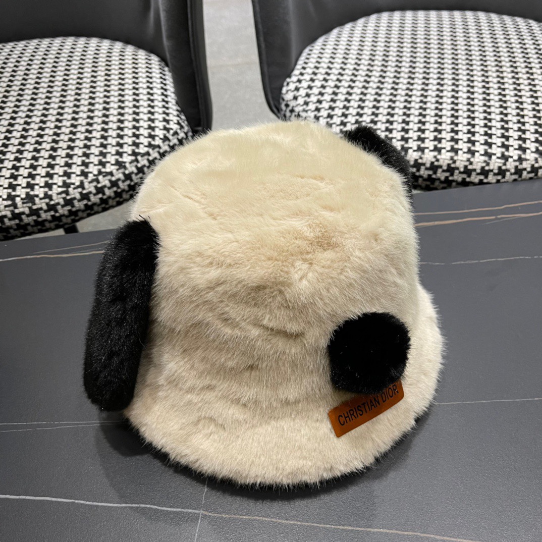 DIOR迪奥 2024冬款可爱小狗大耳朵加绒加厚针织毛线帽保暖雷锋帽
