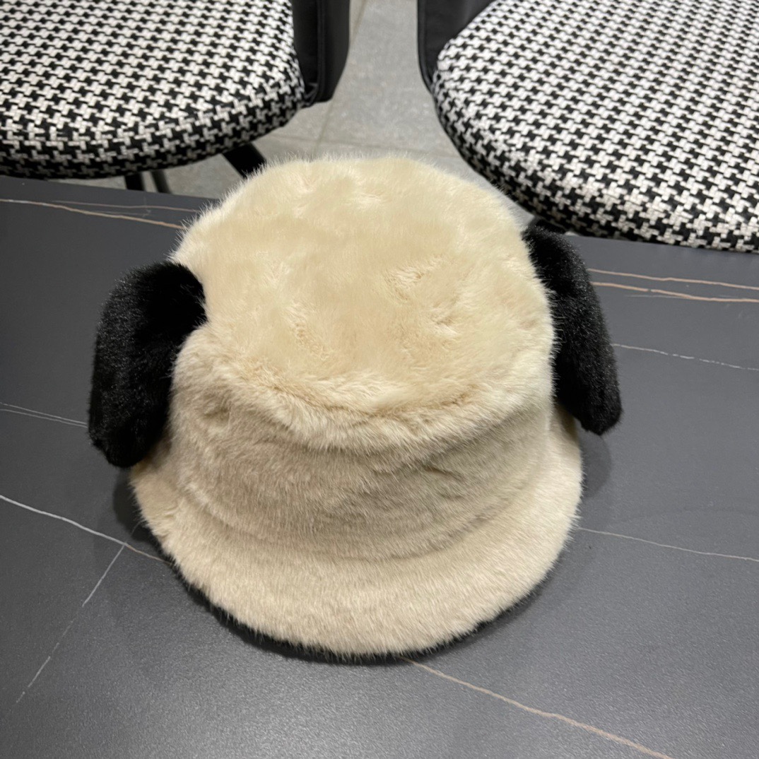 DIOR迪奥 2024冬款可爱小狗大耳朵加绒加厚针织毛线帽保暖雷锋帽