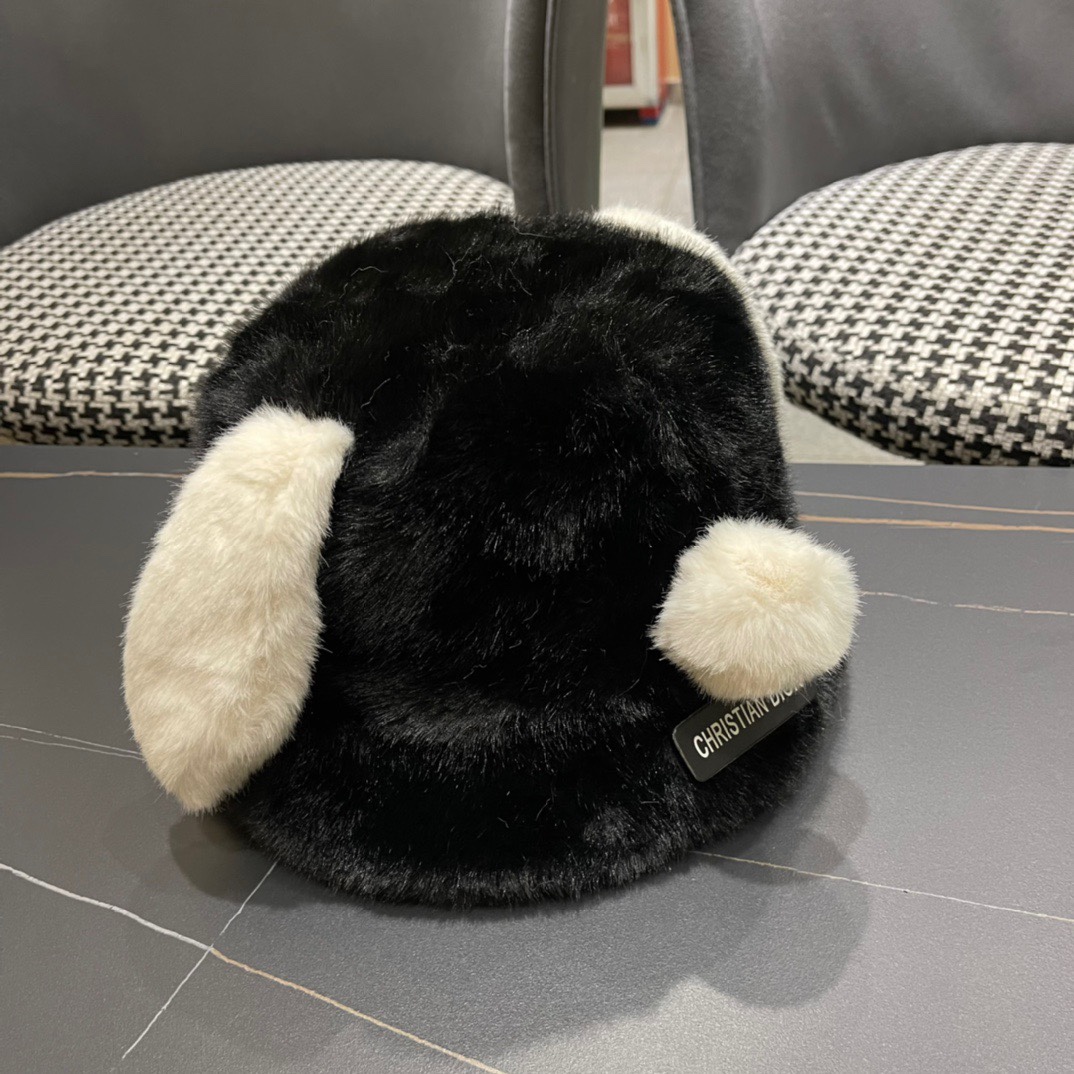 DIOR迪奥 2024冬款可爱小狗大耳朵加绒加厚针织毛线帽保暖雷锋帽