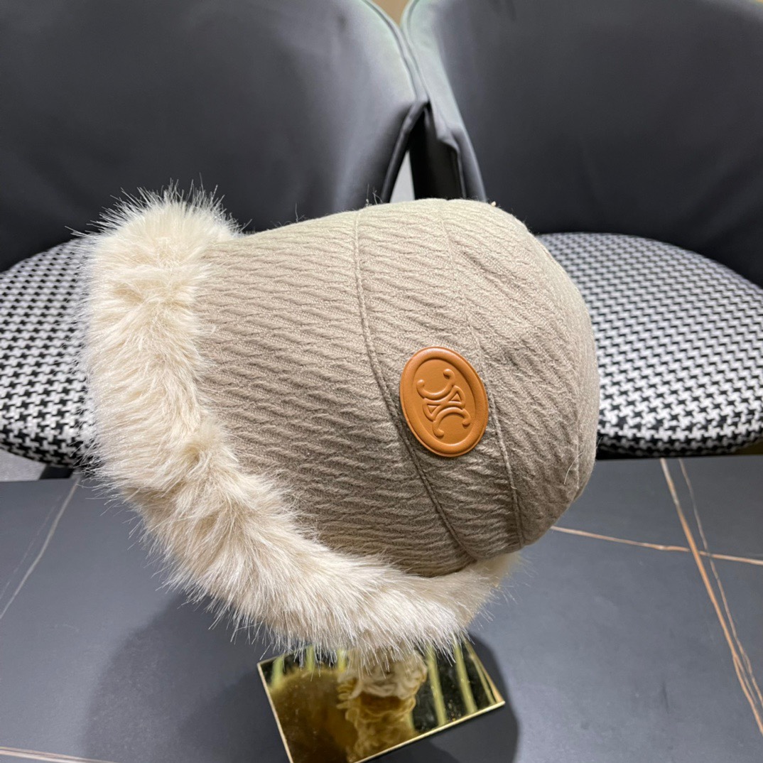 CELINE赛琳 2024秋冬新款上架保暖不规则的渔夫帽🧢日韩风格，随便搭配都超好看！出门旅游，绝对要入