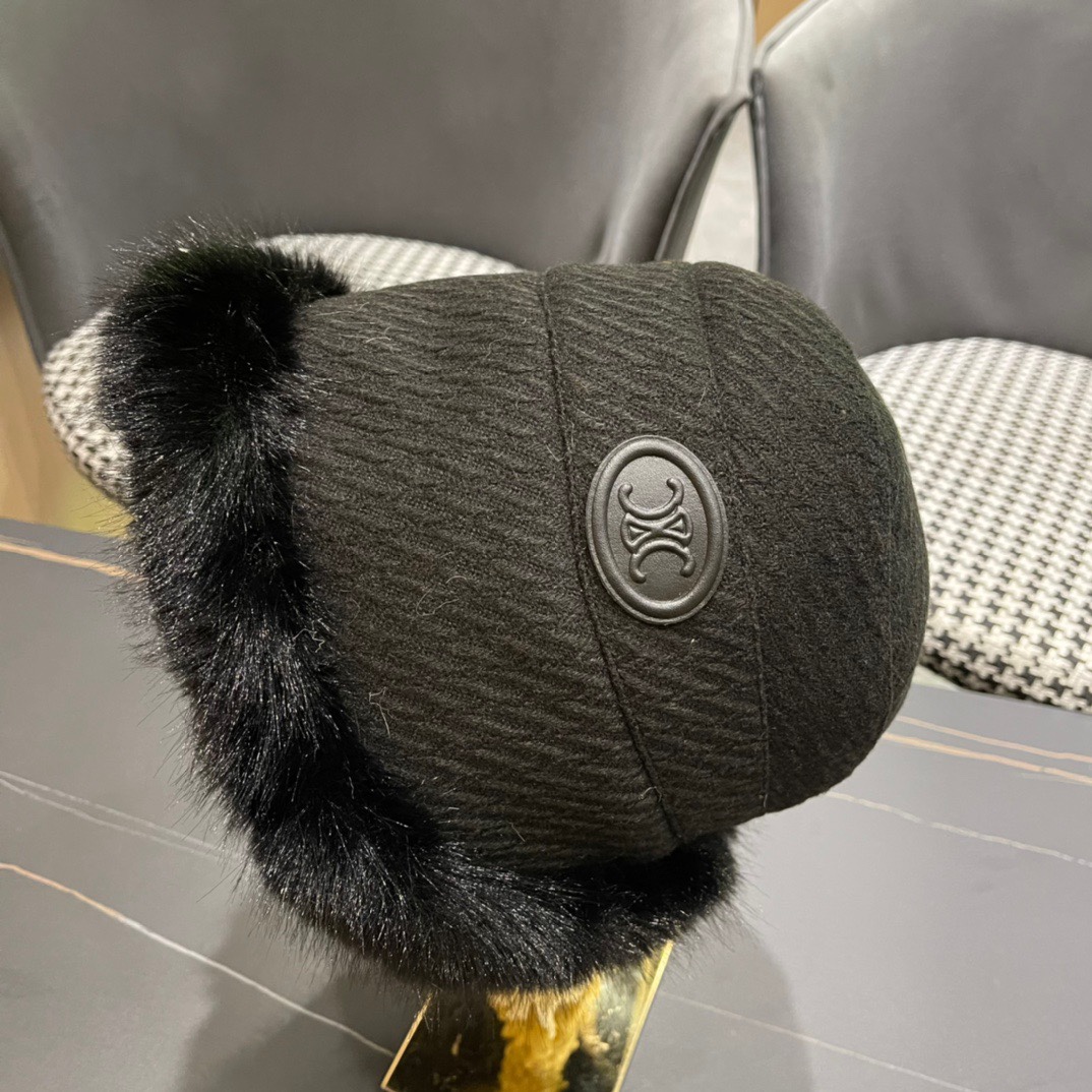 CELINE赛琳 2024秋冬新款上架保暖不规则的渔夫帽🧢日韩风格，随便搭配都超好看！出门旅游，绝对要入