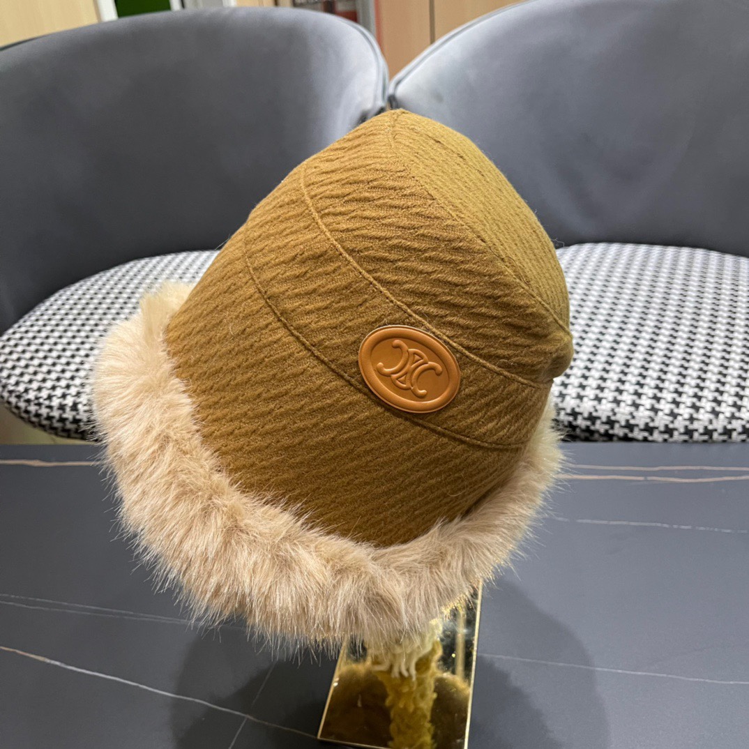 CELINE赛琳 2024秋冬新款上架保暖不规则的渔夫帽🧢日韩风格，随便搭配都超好看！出门旅游，绝对要入