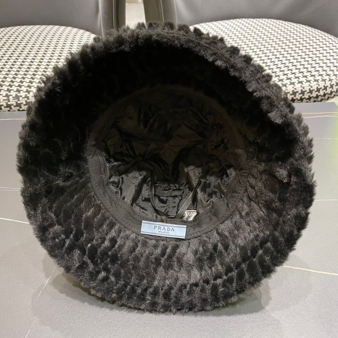 PRADA普拉达 2024秋冬新款羊毛渔夫帽出游逛街休闲百搭盆帽宽檐显脸小可折叠潮