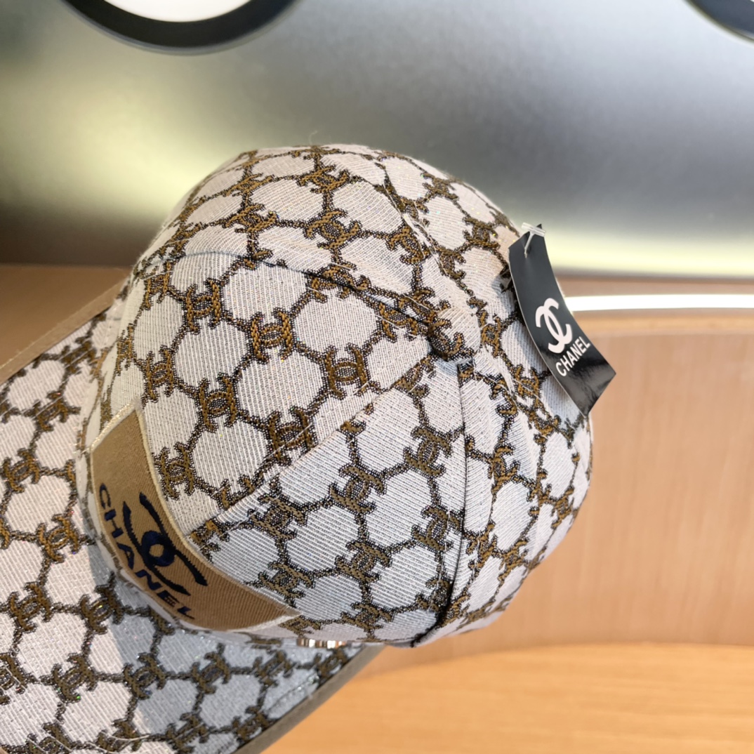  Chanel（香奈儿）专柜新款原单棒球帽，11开模订制，立体刺绣，精致无暇！原厂品质，独家实物拍摄。